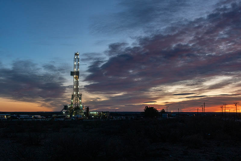 Drilling deep into lower aquifers for water